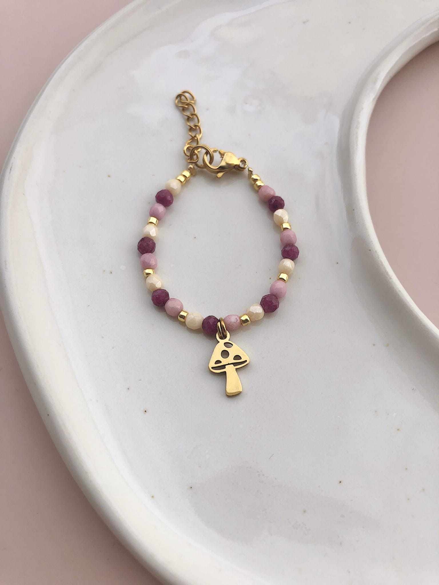 647 Bransoletka z grzybkiem DZIEWCZYNKA - obrazek 1