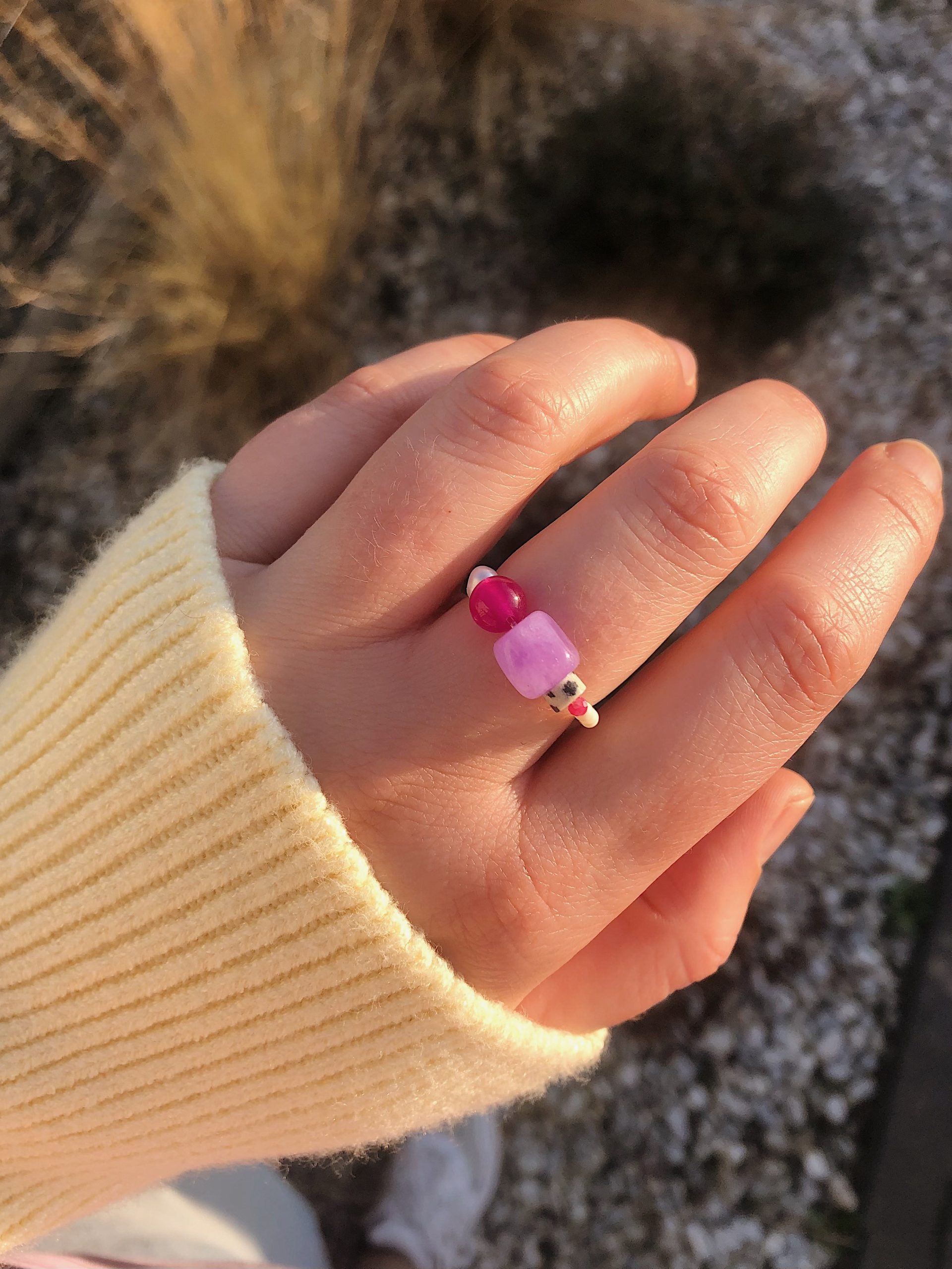 AD414788-EE72-4BAA-A2EF-8FD8A85EBFB0 Pierścionek Sara - obrazek 1